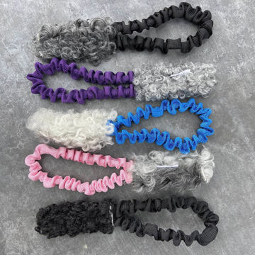 Visa detaljer för Inca, fårskinnsleksak med expander Inca fårskinnsleksak i 5 färger