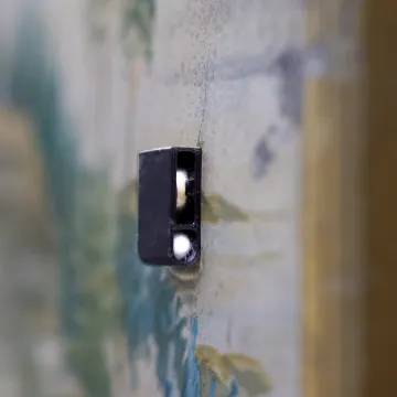 Visa detaljer för POCKET 🐶 magnet dofthållare svart Dofthållare till nose work med ficka för magneten och hål för tops.