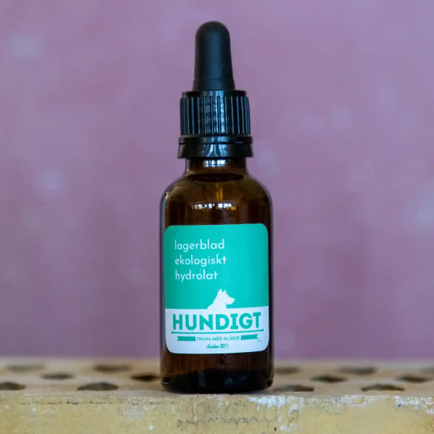 Lagerblad hydrolat till Nosework till nosework i 30 ml brun flaska.