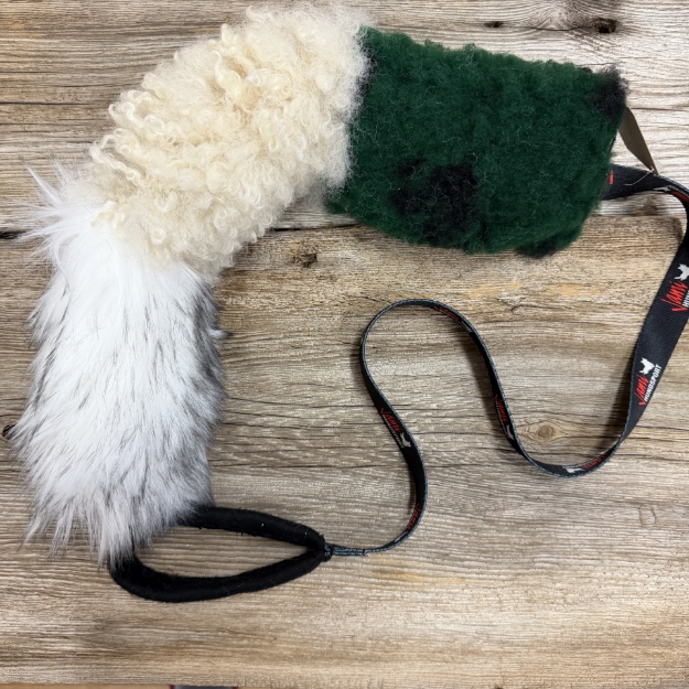 Lealösa, är en leksak med mycket fuskfluff, prassel och pip