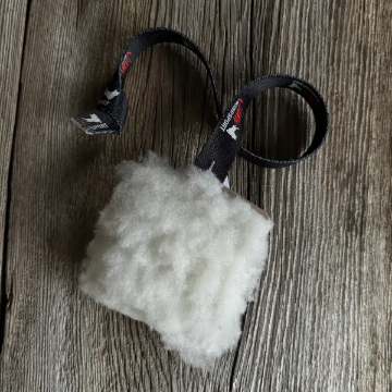 Bild på Jami - Gott-Frid godisgömma av fårskinn